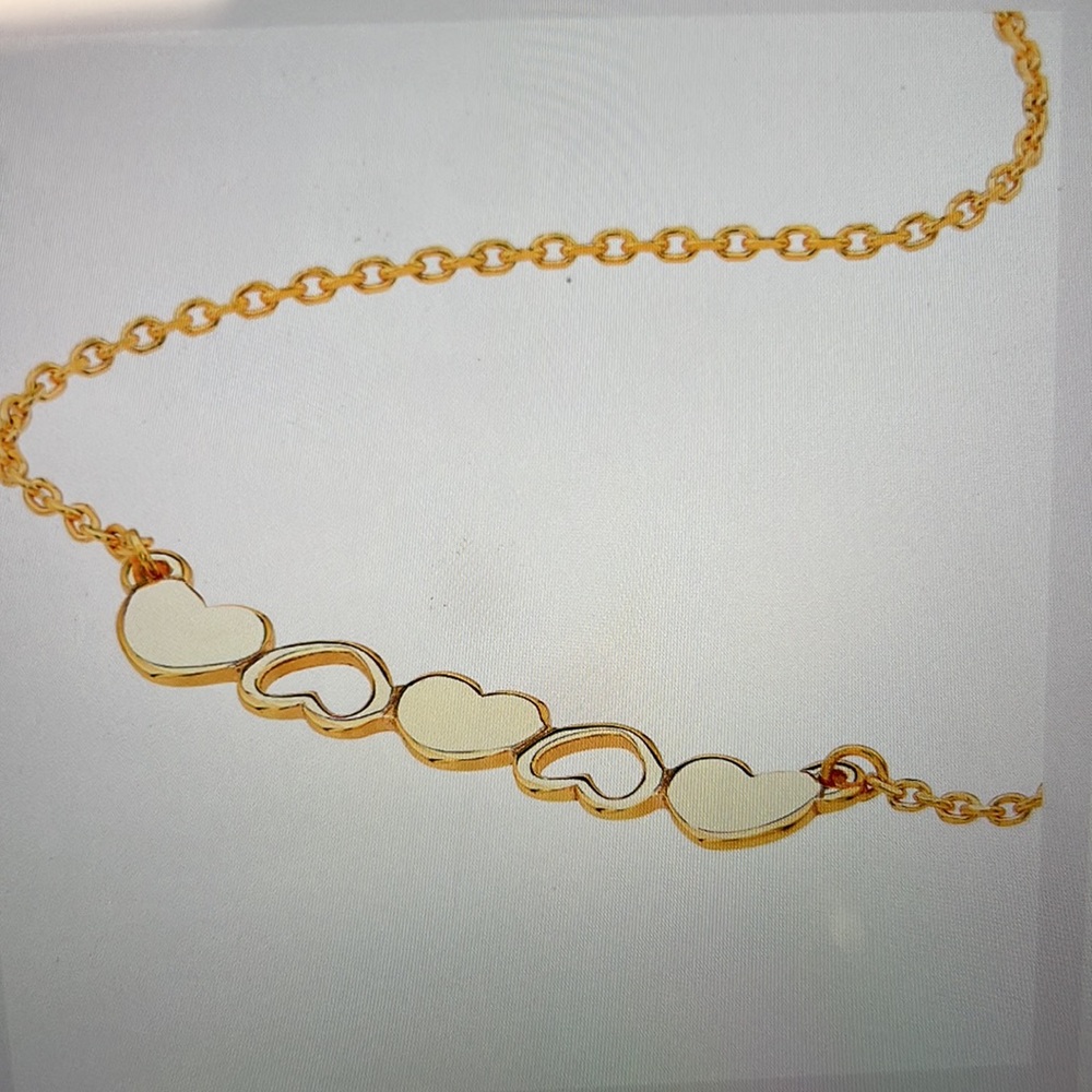 Hearts bar necklace in yellow or white gold